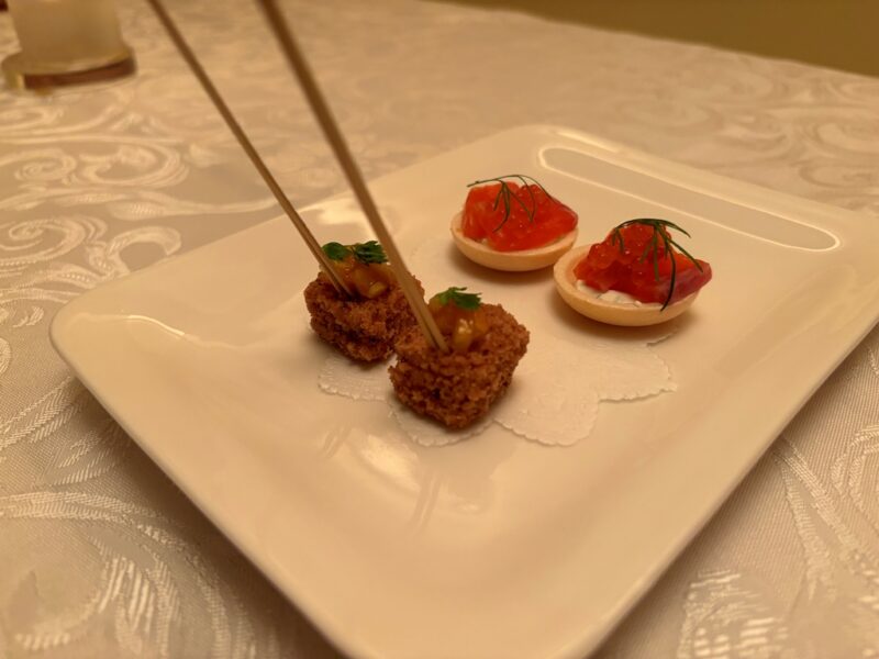 DINING 六区