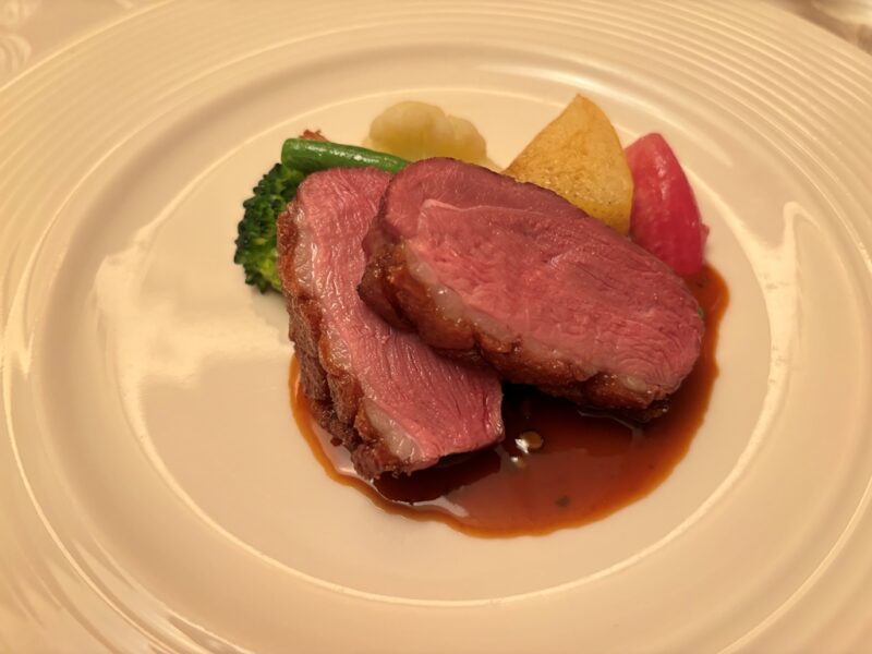 DINING 六区