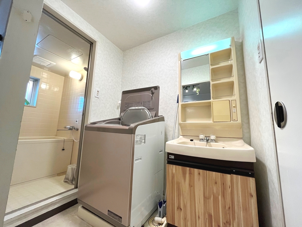 豊田市栄町 : 2名様まで / 1室 4,000円(1日)
